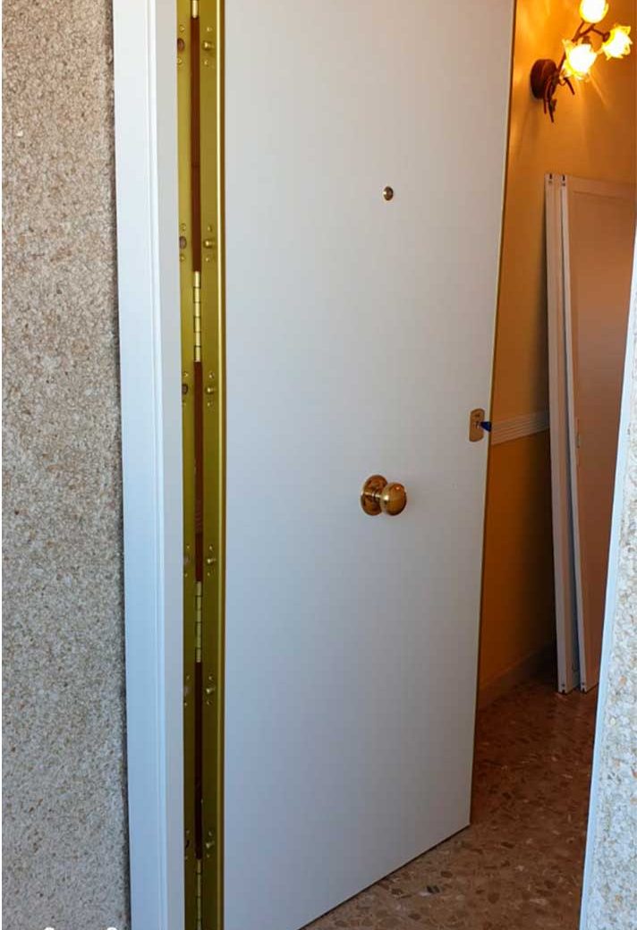 Puerta acorazada Blanca